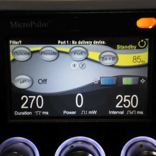 Micropulsed Yellow Laser Iridex IQ-577