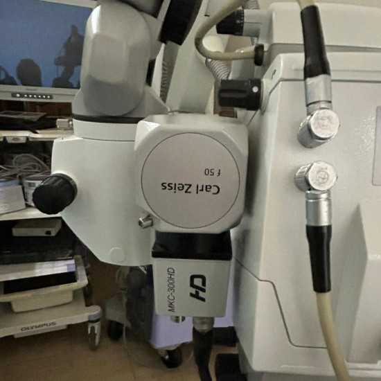Surgical Microscope Zeiss Lumera 700