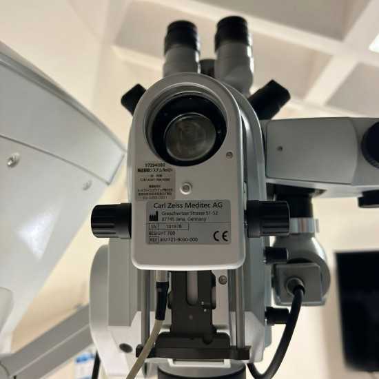Surgical Microscope Zeiss Lumera 700